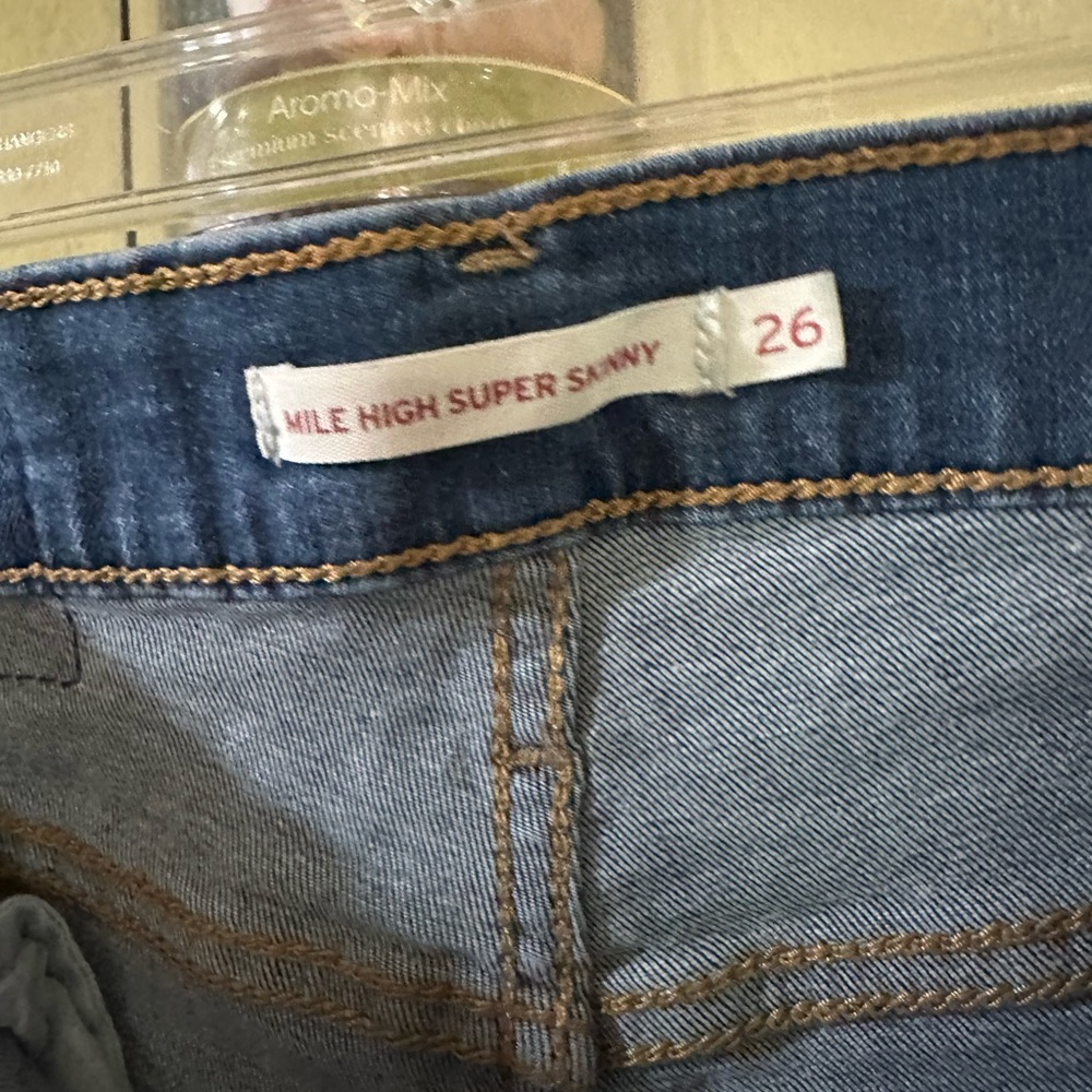 EUC Levis Mile High Super Skinny Jeggings - Picture 9 of 15